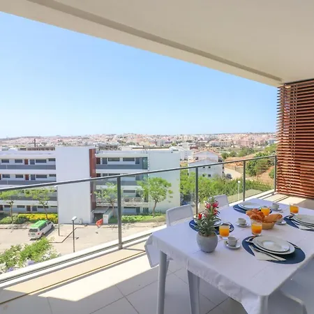 Mc Suites With Pool And Sea View Lagos