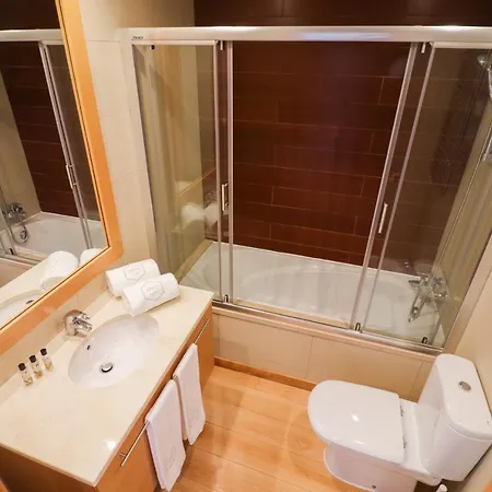 Mc Suites With Pool And Sea View Apartment