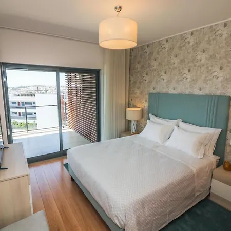 Mc Suites With Pool And Sea View Lagos